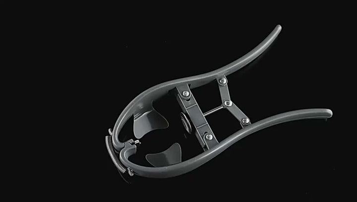 Stainless Steel Egg Opener: Precision Cracking Tool